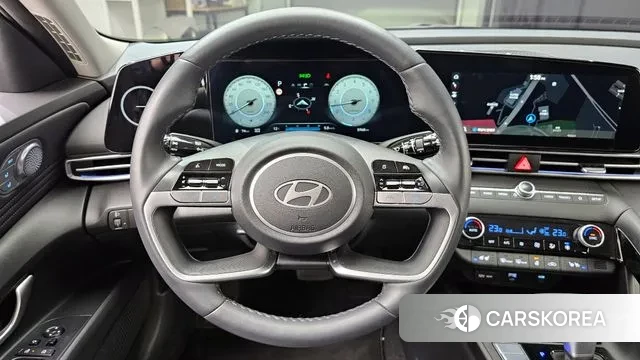Hyundai The New Avante (CN7) 2023 Серебристо-серый из Кореи, фото 4