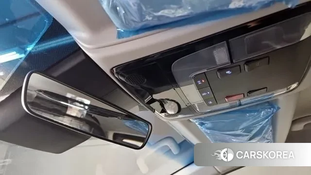 Hyundai Staria 2022 Серый из Кореи, фото 4