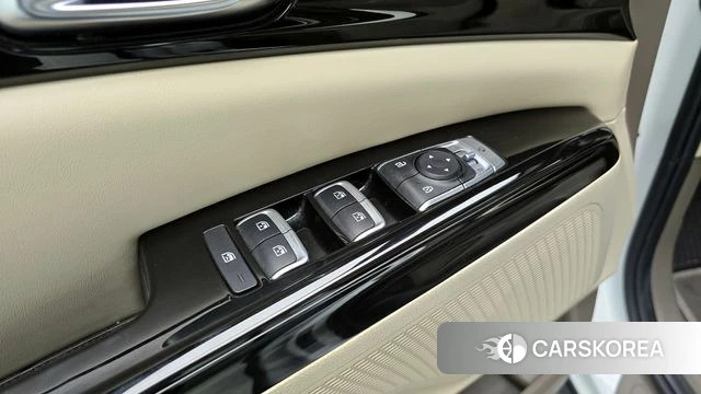 Kia Carnival 4th generation 2021 Белый из Кореи, фото 4