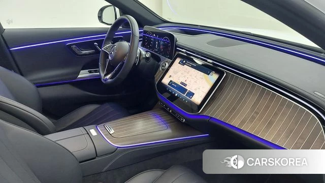 Mercedes-Benz E-Class W214 2025 Белый из Кореи, фото 4