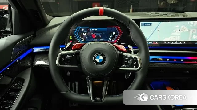 BMW M5 (G90) 2025 Черный из Кореи, фото 4