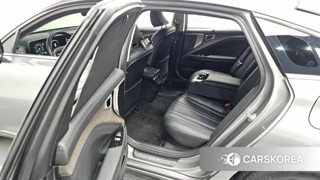 Kia K8 Hybrid 2023 Серебристо-серый из Кореи, фото 4