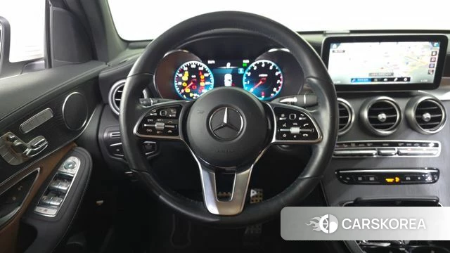 Mercedes-Benz GLC-Class X253 2023 Белый из Кореи, фото 4