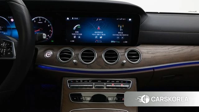 Mercedes-Benz E-Class W213 2021 Серый из Кореи, фото 4