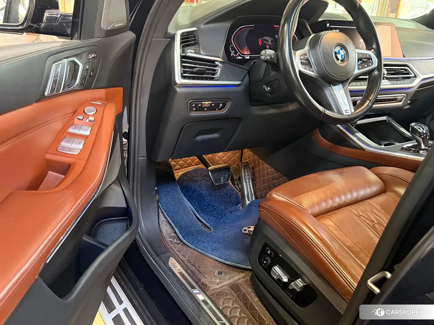 BMW X7 2021 Черный из Китая, фото 4