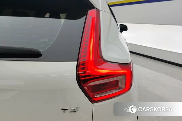 Volvo XC40 2021 Белый из Китая, фото 4