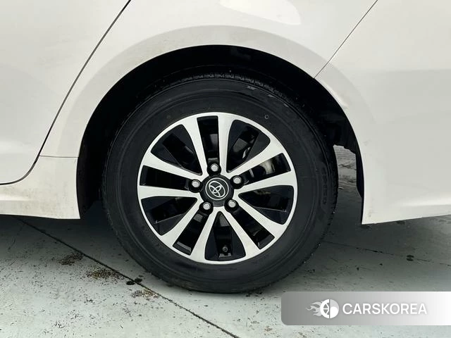 Toyota Corolla 2021 Белый из Китая, фото 4