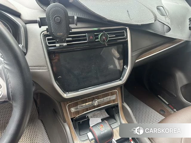 Roewe RX8 2022 Белый из Китая, фото 4