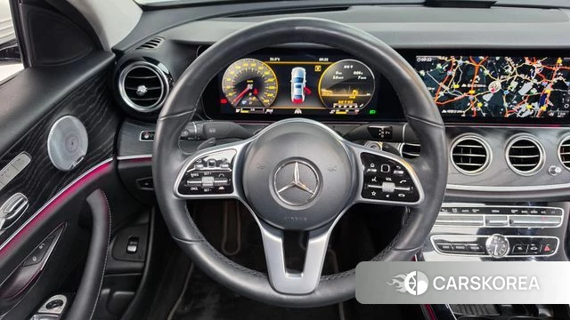 Mercedes-Benz E-Class W213 2018 Белый из Кореи, фото 4