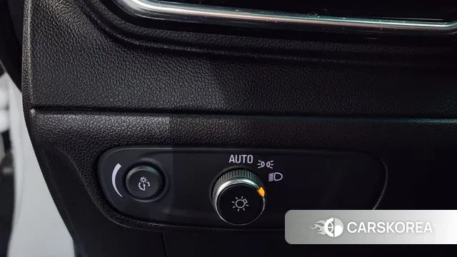 Chevrolet (GM Daewoo) New Bolt EV 2022 Белый из Кореи, фото 4