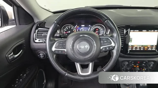 Jeep Compass 2nd Generation 2020 Жемчужный цвет из Кореи, фото 4