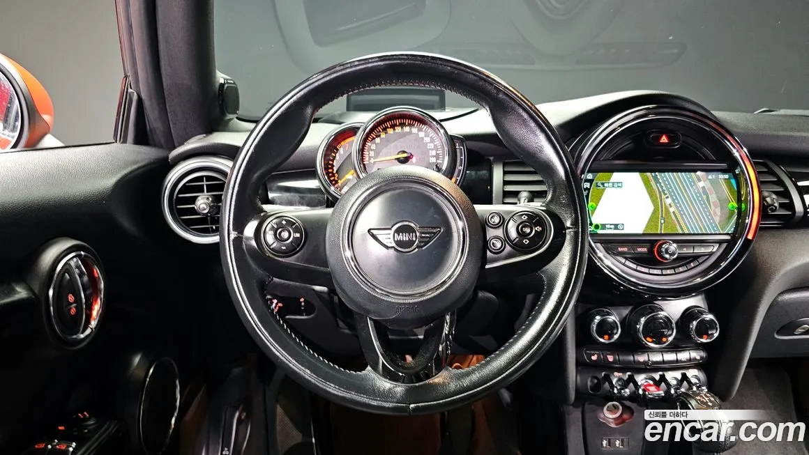 Mini Cooper Convertible 2019 Красный из Кореи, фото 4