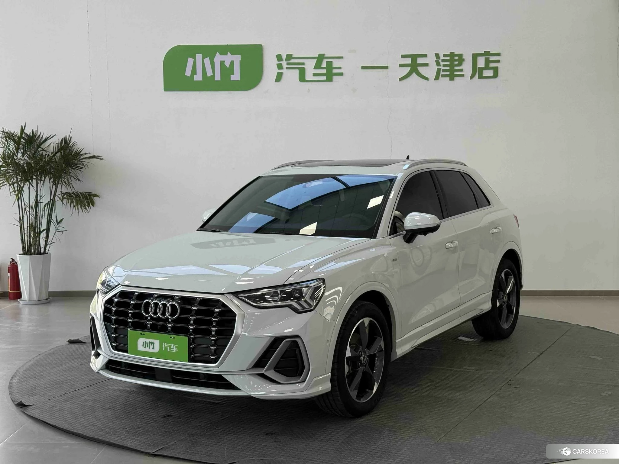 Audi Q3 2022 Белый из Китая, фото 4