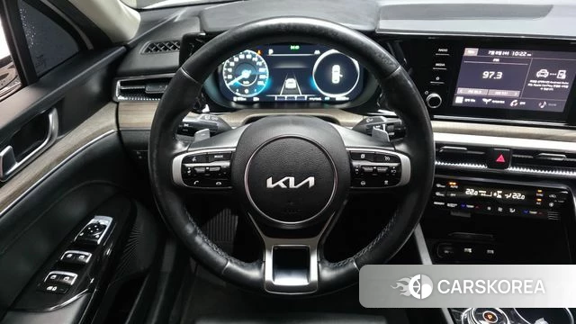 Kia K5 Hybrid 3rd Generation 2023 Белый из Кореи, фото 4