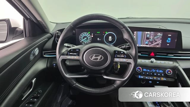 Hyundai The New Avante (CN7) 2023 Белый из Кореи, фото 4