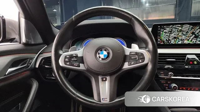 BMW 5 Series (G30) 2018 Черный из Кореи, фото 4