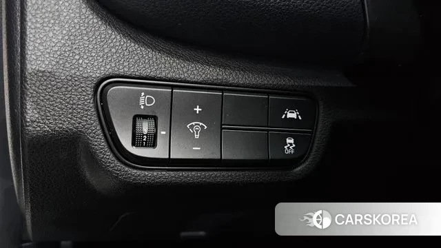 Kia Seltos 2022 Белый из Кореи, фото 4