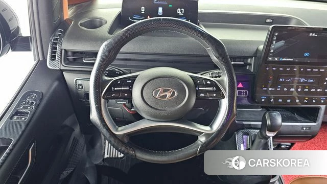 Hyundai Staria 2023 Черный из Кореи, фото 4