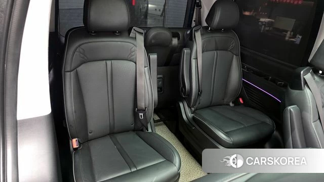 Hyundai Staria 2023 Черный из Кореи, фото 4
