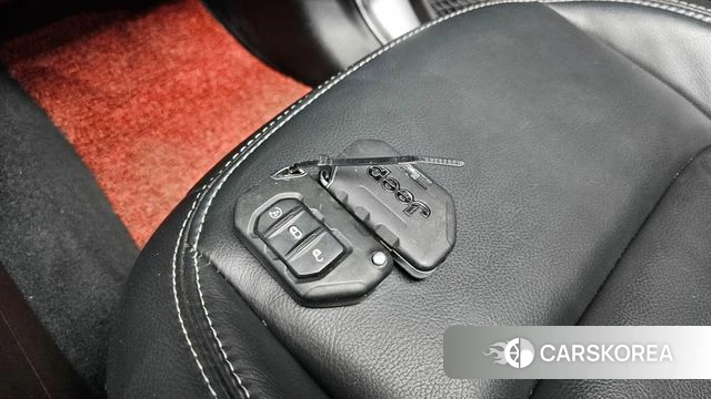 Jeep Wrangler (JL) 2022 Белый из Кореи, фото 4