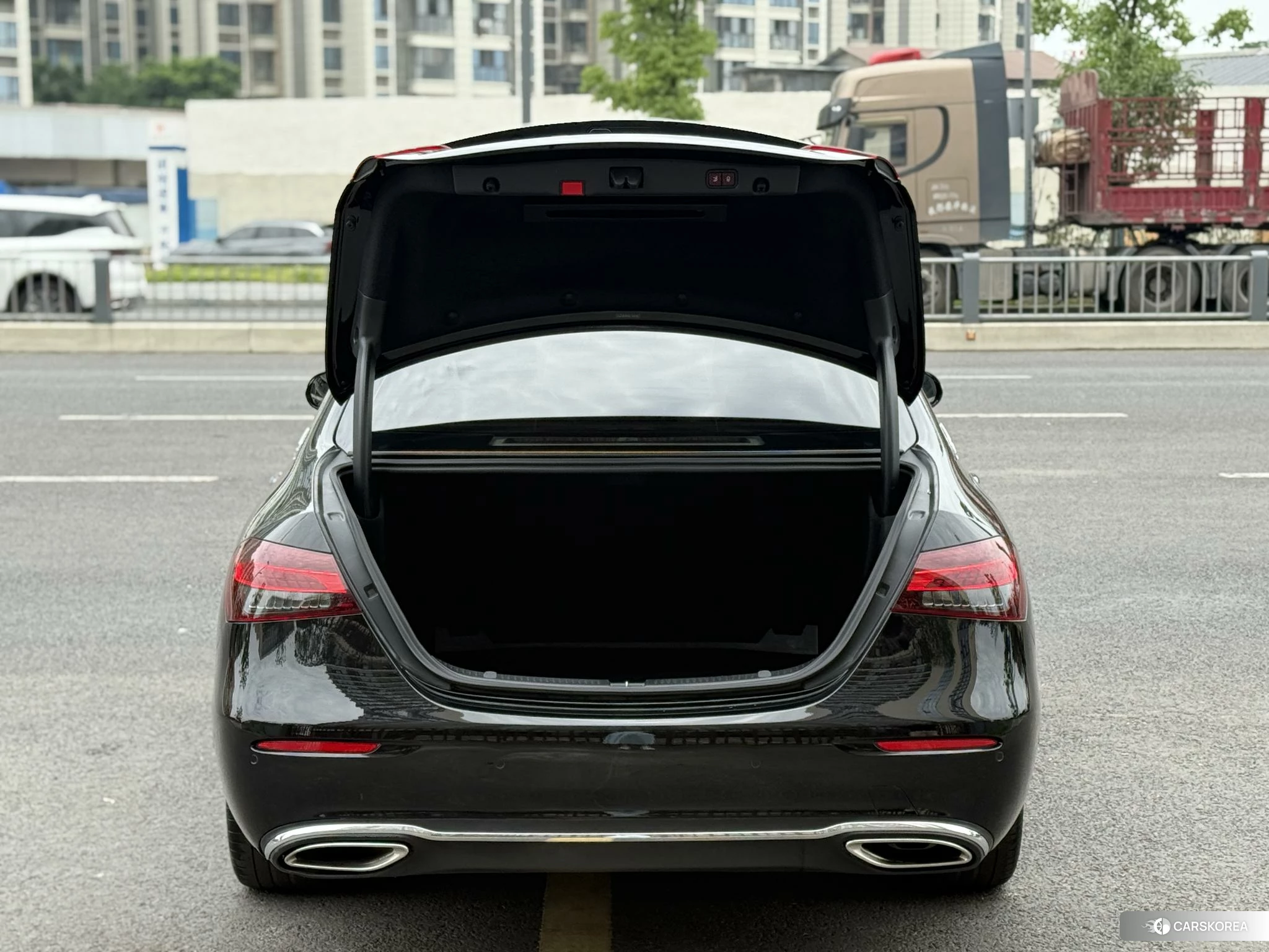 Mercedes-Benz E-class 2021 Черный из Китая, фото 4