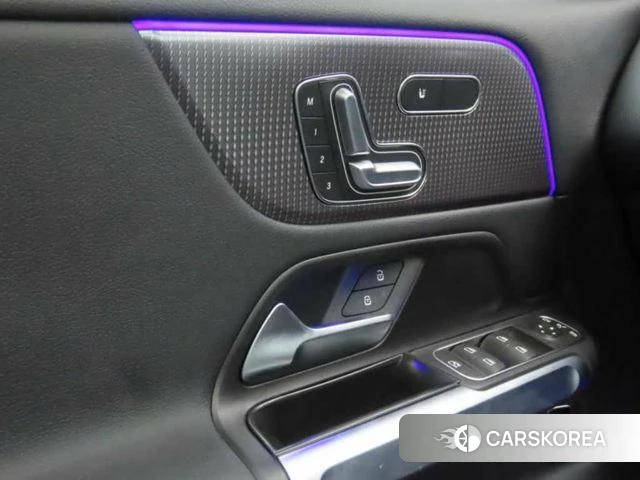 Mercedes-Benz EQB X243 2023 Черный из Кореи, фото 4