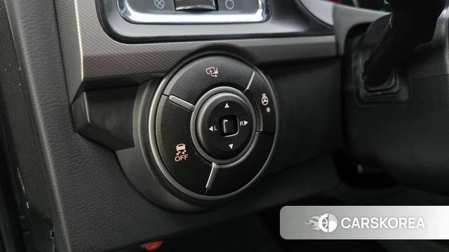 Ssangyong The New Korando Sports 2018 Серый из Кореи, фото 4