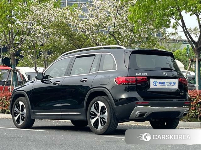 Mercedes-Benz GLB 2023 Черный из Китая, фото 4