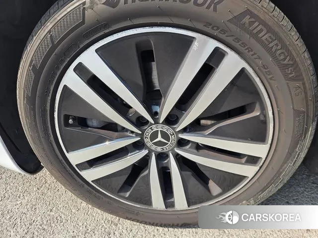 Mercedes-Benz A-Class W177 2023 Белый из Кореи, фото 4