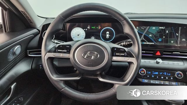 Hyundai Avante Hybrid (CN7) 2021 Белый из Кореи, фото 4