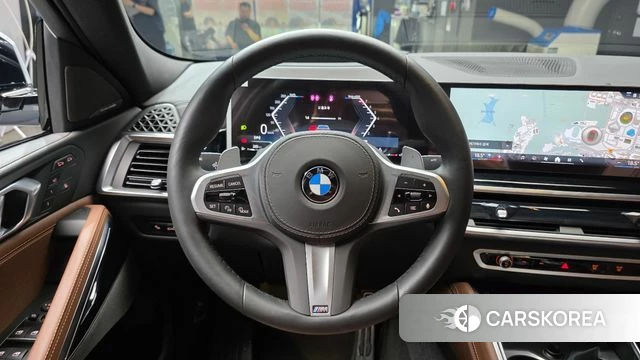 BMW X6 (G06) 2025 Светло-серебряный цвет из Кореи, фото 4