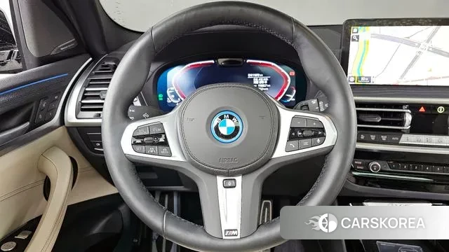 BMW iX3 2025 Серый из Кореи, фото 4