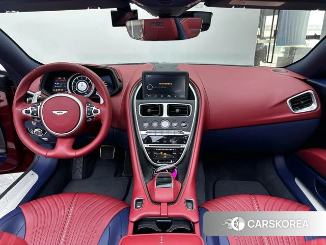 Aston Martin DB11 2018 Красный из Китая, фото 4