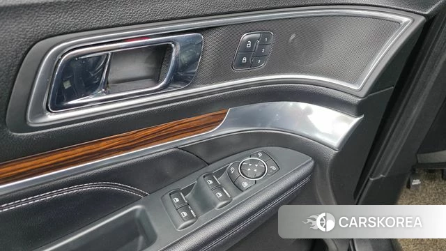 Ford Explorer 2018 Черный из Кореи, фото 4