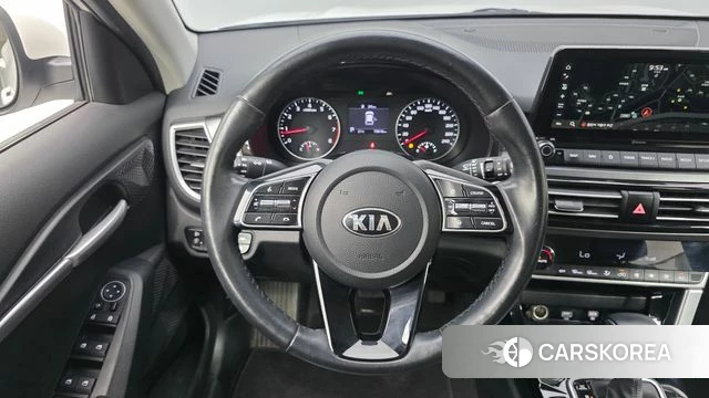 Kia Seltos 2020 Белый из Кореи, фото 4