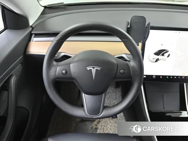 Tesla Model 3 2020 Белый из Кореи, фото 4