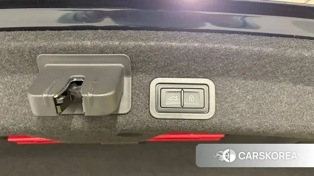 Audi A6 (C8) id 3338756 из Кореи 4