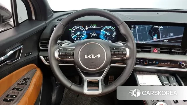 Kia Sportage 5th Generation Hybrid 2024 Белый из Кореи, фото 4