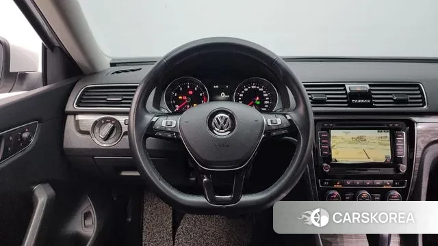 Volkswagen The New Passat 2018 Серебряный из Кореи, фото 4