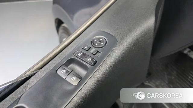 Hyundai Staria 2023 Серый из Кореи, фото 4