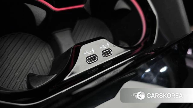 BMW 5 Series (G60) 2025 Черный из Кореи, фото 4