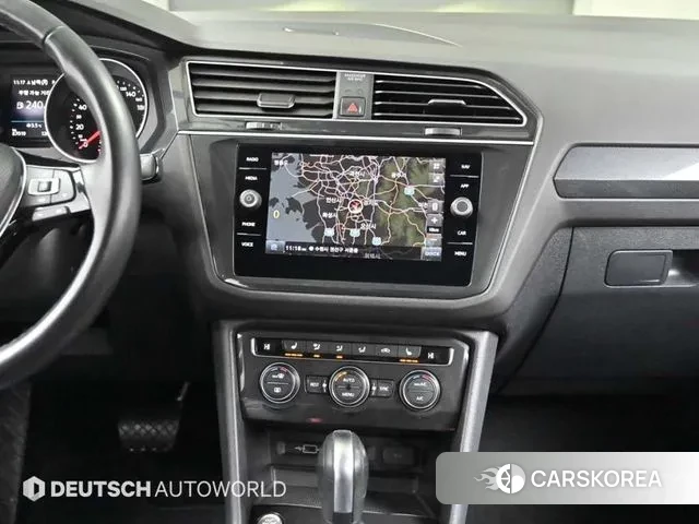 Volkswagen Tiguan second Generation 2019 Белый из Кореи, фото 4