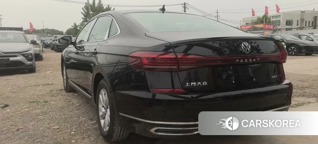 Volkswagen Passat PHEV 2025 Черный из Китая, фото 4