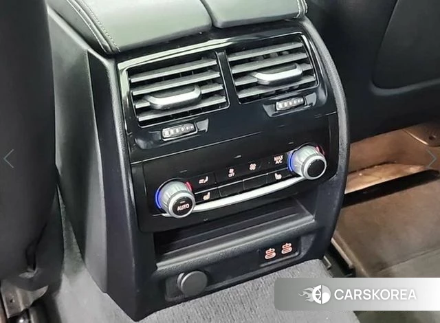 BMW 6 Series GT (G32) 2023 Серебристо-серый из Кореи, фото 4