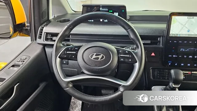 Hyundai Staria 2024 Желтый из Кореи, фото 4