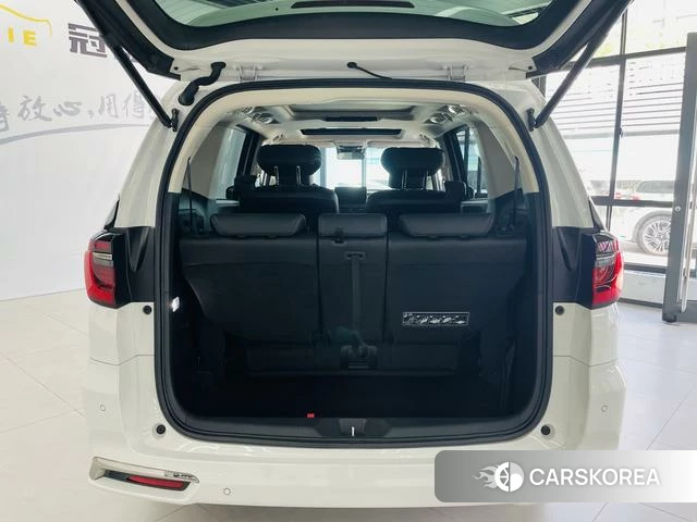 Honda Odyssey 2023 Белый из Китая, фото 4