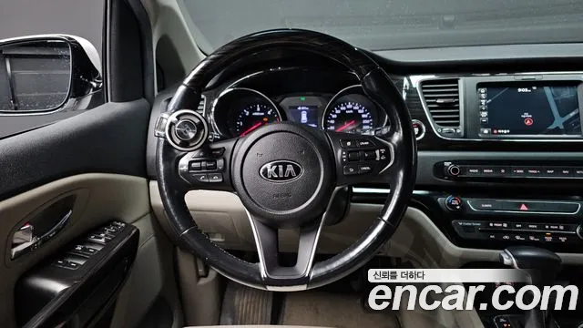 Kia The New Carnival 2020 Белый из Кореи, фото 4