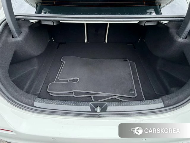 Mercedes-Benz A-Class W177 2024 Белый из Кореи, фото 4
