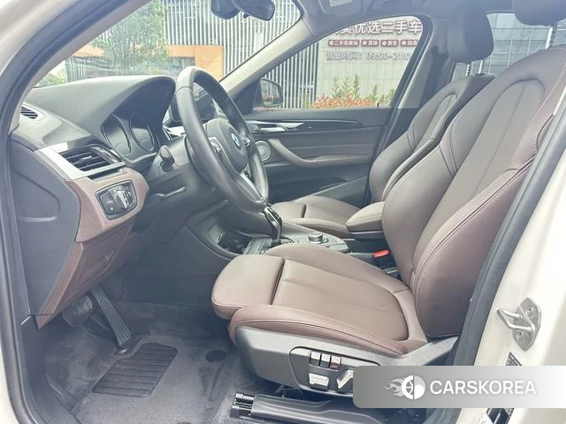 BMW X1 2021 Белый из Китая, фото 4