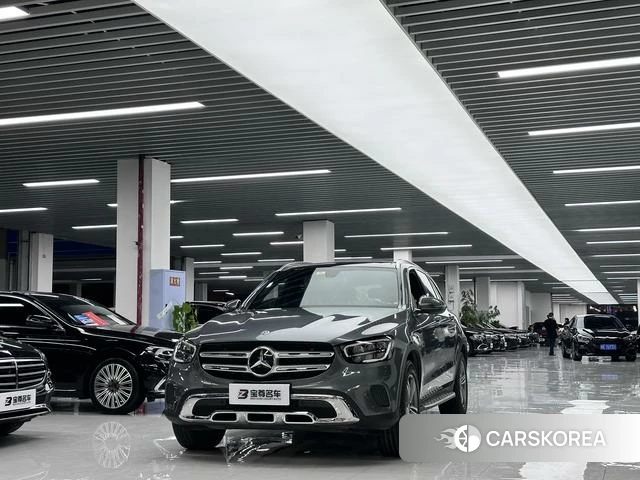 Mercedes-Benz GLC 2021 Темно-серый из Китая, фото 4